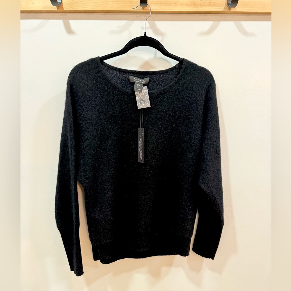 NWT TAHARI 100% cashmere sweater